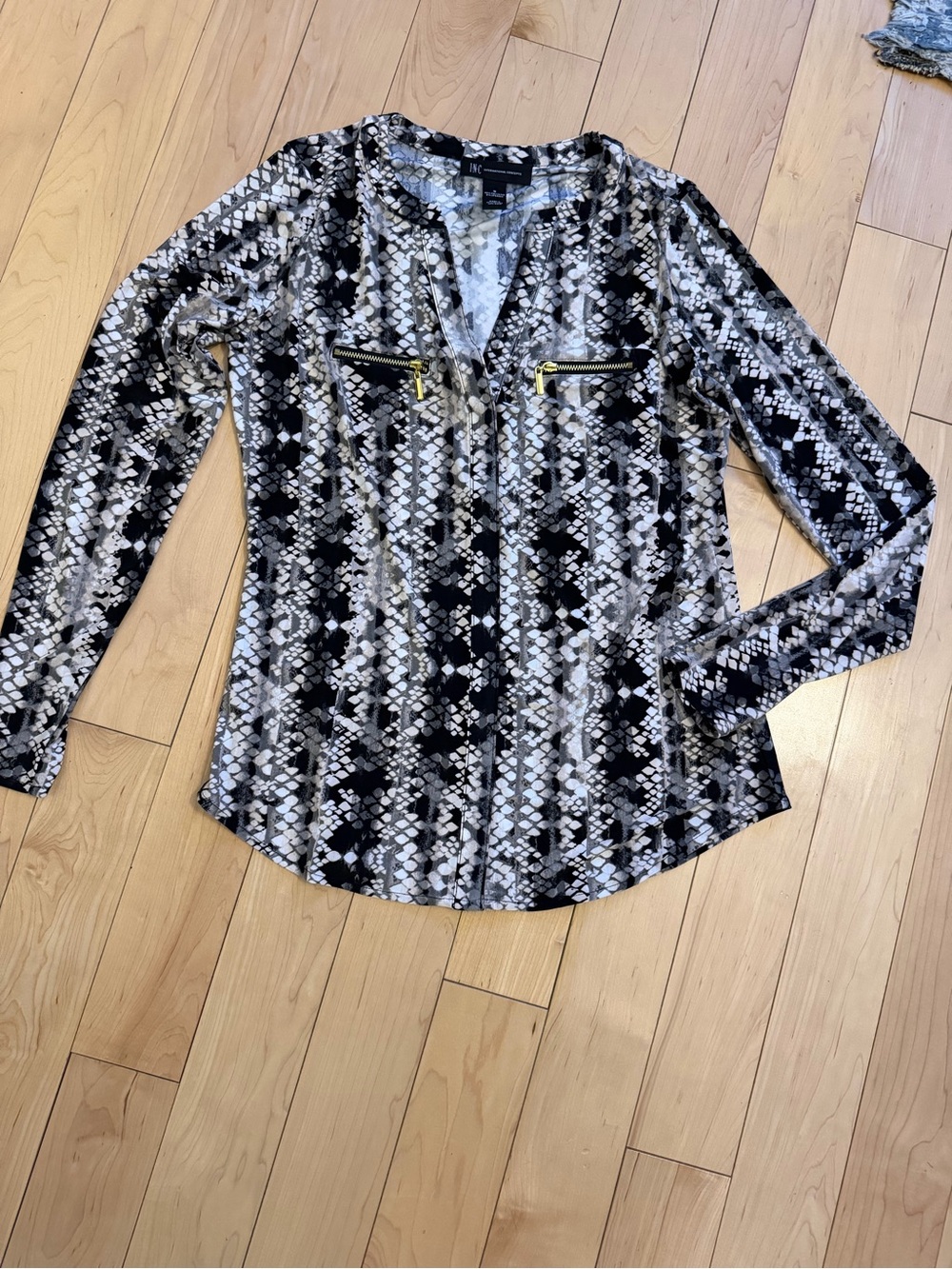 INC International Concepts Black & White Snake-Print Button-Front Blouse